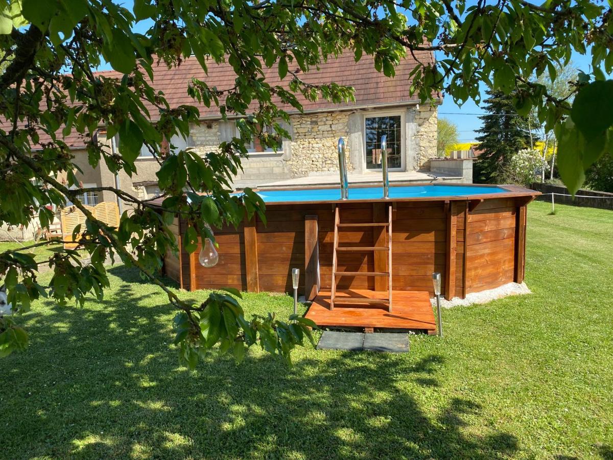 Villa Complexe Familial Charmes  Exterior foto